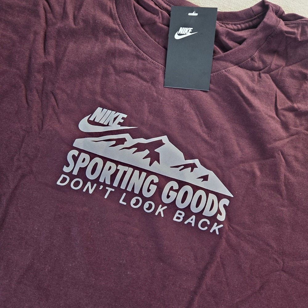 Nike Mens Neutrals Crush Tee Sporting Goods Don't Look Back‎ Burgundy Sz 2XL NWT